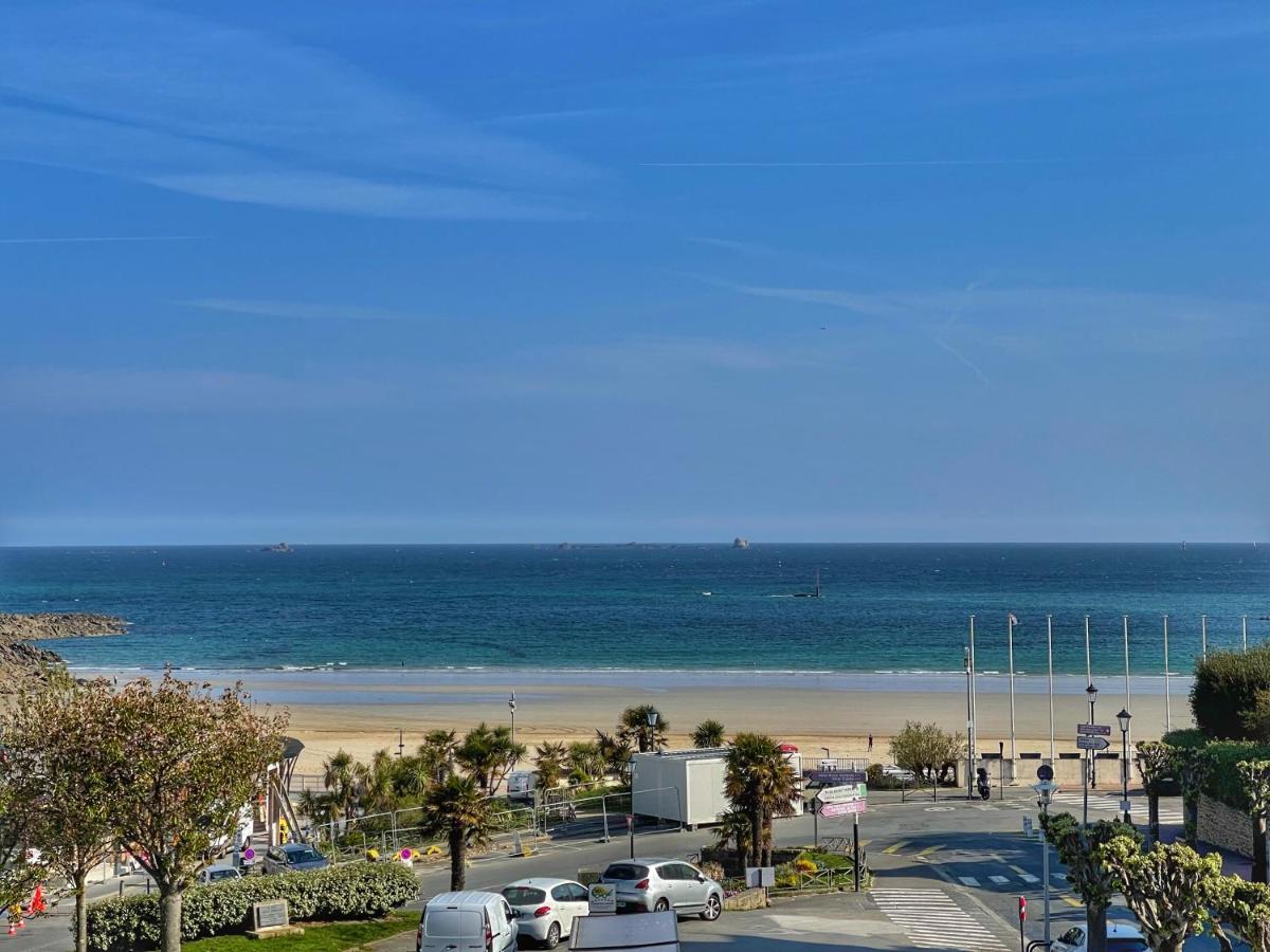 2 Pieces Terrasse Vue Mer Dinard Exterior photo
